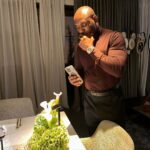 Kamaru Usman Instagram – Dinner last night was wonderful thank you @audemarspiguet for having me and my guy @smaffi88 🫶🏿🫶🏿 Milan, Italy