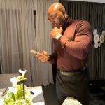 Kamaru Usman Instagram – Dinner last night was wonderful thank you @audemarspiguet for having me and my guy @smaffi88 🫶🏿🫶🏿 Milan, Italy