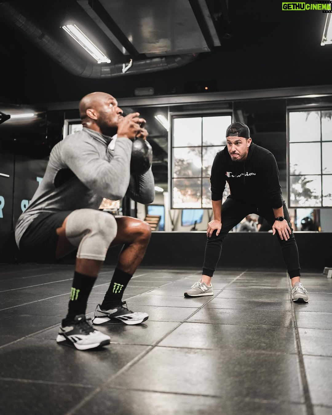 Kamaru Usman Instagram - 8+ years and we still working @drcpeacock π€πΏπ€π» #More2come