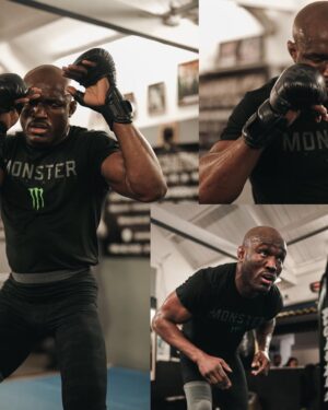 Kamaru Usman Instagram - The 𝙉𝙞𝙜𝙚𝙧𝙞𝙖𝙣 𝙉𝙞𝙜𝙝𝙩𝙢𝙖𝙧𝙚 is coming to take back what’s his 😤 @Usman84KG #UFC286
 
Watch Usman fight for his title back this Saturday LIVE on ESPN+ PPV.
 
#MonsterEnergy #UFC #Fight #KamaruUsman