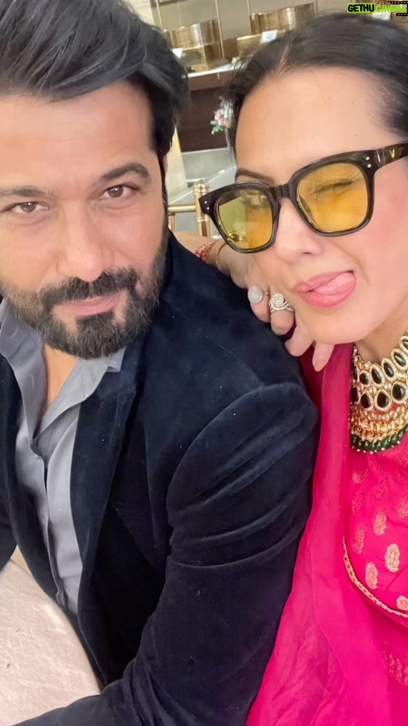 Kamya Punjabi Instagram - Happy Anniversary Husband 🥳 Everyday is a Blessing with you ❤️ @shalabhdang #kasha #shalabhdang #kamyapunjabi #10thfebruary