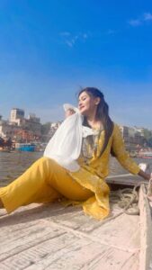 Kanchi Singh Instagram - 💛 . . #reelkarofeelkaro #reelinstagram #reelitfeelit #reelindia