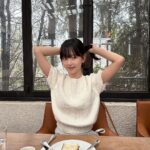 Kang Han-na Instagram - Brunch🥨