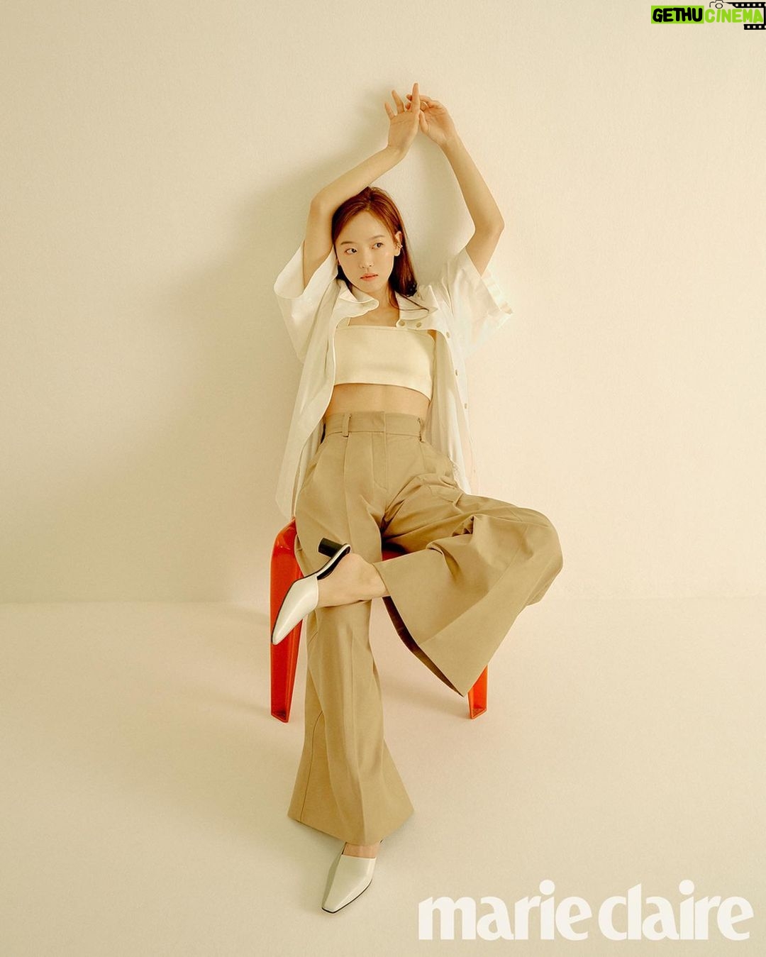 Kang Han-na Instagram - @marieclairekorea 🍓