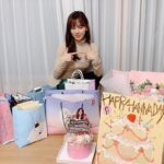 Kang Han-na Instagram - 나 이런 생일은 처음이었어요 못 잊을거야🥳 우리 ‘포근이’들 너무 너무 고마워요♥️♥️♥️ #HHD