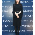 Kang Han-na Instagram - Luminor Due Luna✨ 청명한 가을날씨와 어우러지는 운경고택에서 멋진 공연과 함께 파네라이의 아름다운 루미노르 두에 루나 컬렉션을 둘러보는 즐거운 시간을 가졌습니다. 초대해주셔서 감사해요🌹 #광고 #PANERAI