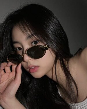Kang Hye-won Instagram - #광고 #CELINECUIRTRIOMPHE