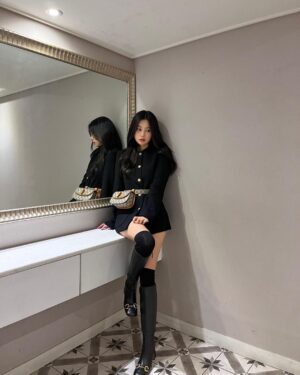 Kang Hye-won Instagram - #GucciBamboo1947 #GucciBeloved @gucci