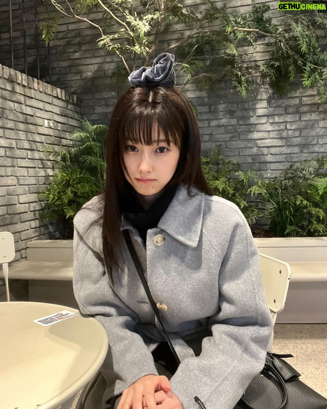 Kang Hye-won Instagram - @roem_official ⛄️ #로엠 #로엠코트 #로엠패딩