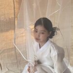 Kang Hye-won Instagram - 수필집