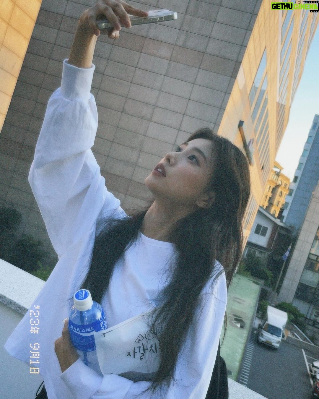 Kang Hye-won Instagram - 23年9月1日 애플망고젤리🥭