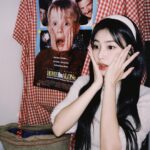 Kang Hye-won Instagram - 🎄🧑🏻‍🎄🦌