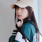 Kang Hye-won Instagram - @voguekorea @mlbkorea 💙🧢💙