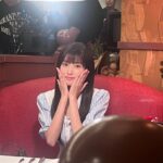 Kang Hye-won Instagram - @coupangplay 에 소년시대 보러 가요오🫧