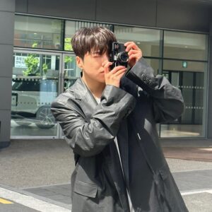 Kang Seung-yoon Instagram - 많은 변화와 다양한 경험, 행복한 일들도, 우릴 떠난 이들도 잊지 못할 2023. Good bye