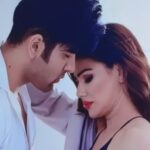 Kangna Sharma Instagram - Watch it till the end 😂😂 video is only for singles 🌚🌚 #happyvalentinesday #valentines #funny #reel #reelsinstagram #reels #funnyvideo