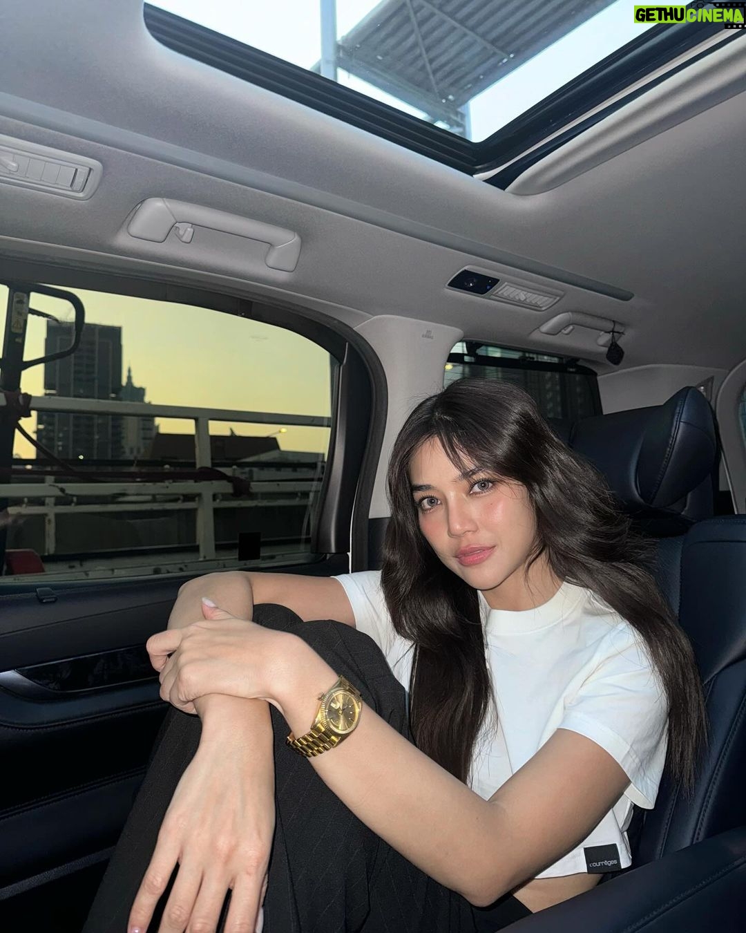Kannarun Wongkajonklai Instagram - 🐰🌇📸