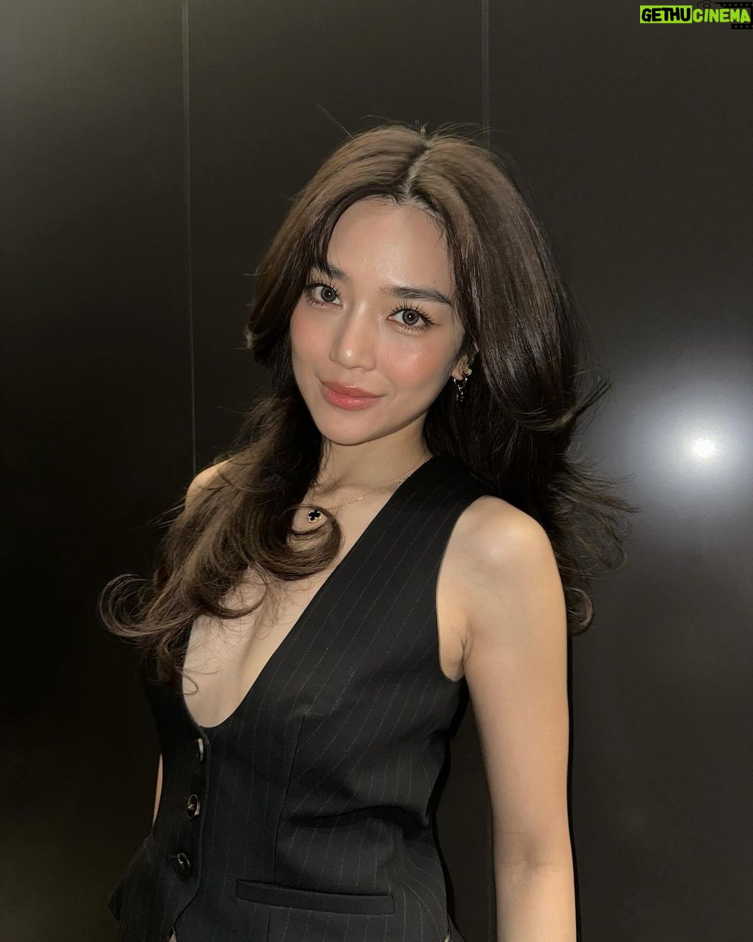 Kannarun Wongkajonklai Instagram - 🐰🖤 @tresemmethailand
