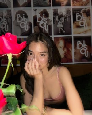 Kannarun Wongkajonklai Instagram - 🐰🌹