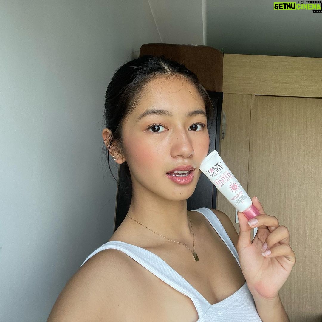 Kaori Oinuma Instagram - ๐ Tokyo White x Kaori Oinuma Winners Revealed! ๐ Head to @tokyowhite.ph & discover who's taking home a COMPLETE Tokyo White Kaori Set, featuring my favorite glowing secret: Tokyo Whiteโs Whitening Tinted Sunscreen ๐ธ๐ซ Thank you to everyone who joined the giveaway & congrats to our lucky recipients. Iโm excited for you to start your #TokyoWhiteGlow journey with me! #KaoriForTokyoWhite #TokyoWhiteBestie