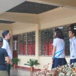Kaori Oinuma Instagram - Sinong hindi pa nakaka move-on?🤝🏻 Watch our short film “School Year 2007” on @newhopeclub’s YouTube Channel!✌🏻