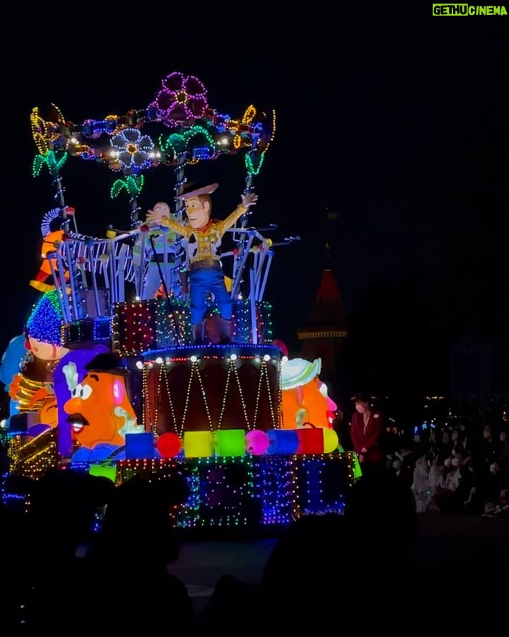 Kaori Oinuma Instagram - It truly is the happiest place on earth 👸✨🥺💕 Tokyo Disneyland