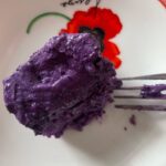 Kaori Oinuma Instagram - fave weather ☺️💙 last slide: ube rice cake na nanggaling pa sa Gensan para kay mama😁 hii @bonitamuf @argelsaycon95 @imjoaoconz 😋 thank u hahaha