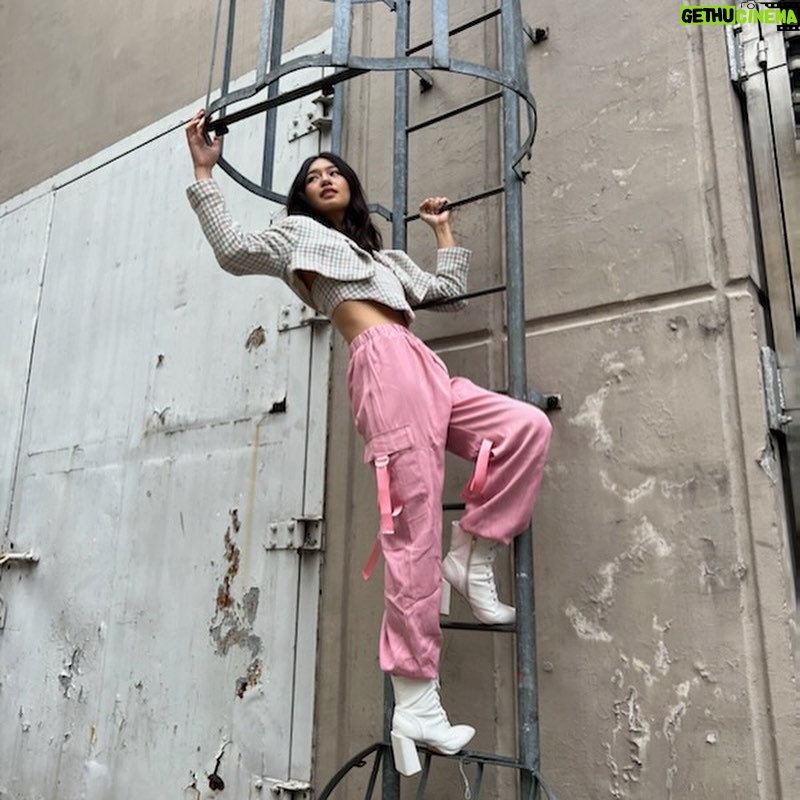 Kaori Oinuma Instagram - HIHS2 SOON! #ASAPHotList