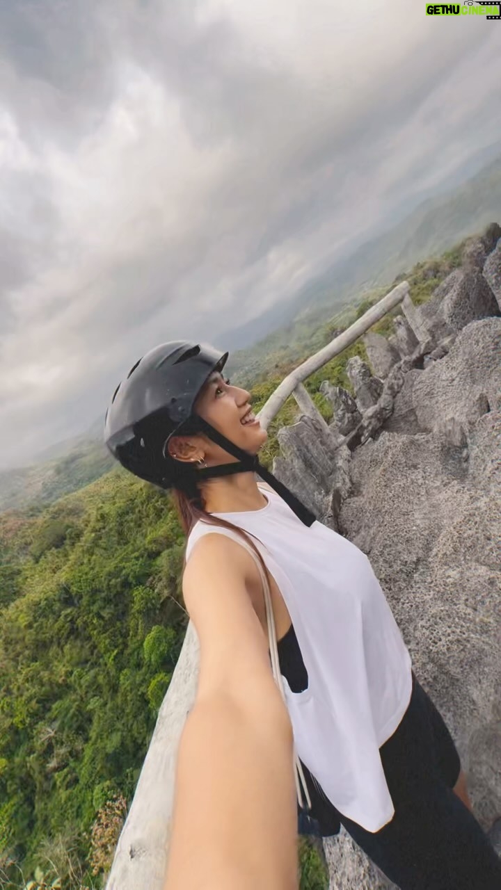 Kaori Oinuma Instagram - always in awe of God’s creation 🥺🍃
