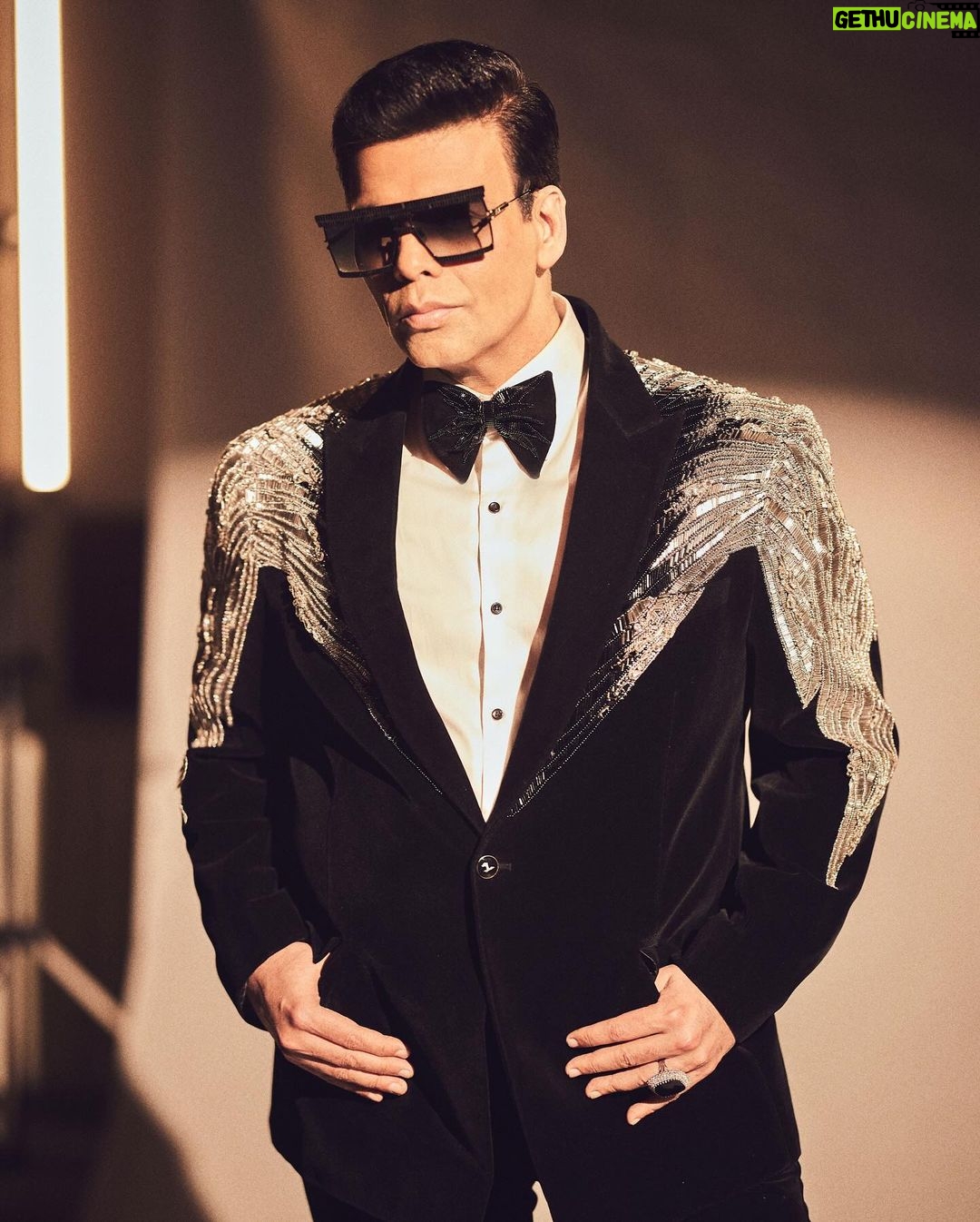 Karan Johar Instagram - Honoured to be Hosting MISS WORLD @missworld at the @jioworldconventioncentre in @gauravguptaofficial styled by @ekalakhani 📷 @sheldon.santos