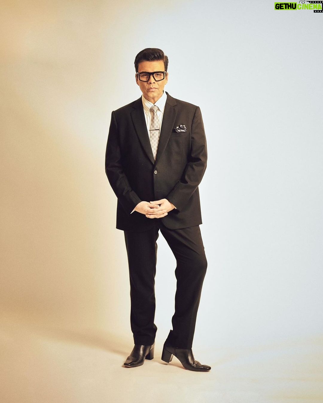 Karan Johar Instagram - Honoured and humbled to have won the @forbesindia ICON OF EXCELLENCE AWARD! Grateful for doing what I love the most …. Telling stories ❤️ Styled by @ekalakhani 📷 @sheldon.santos