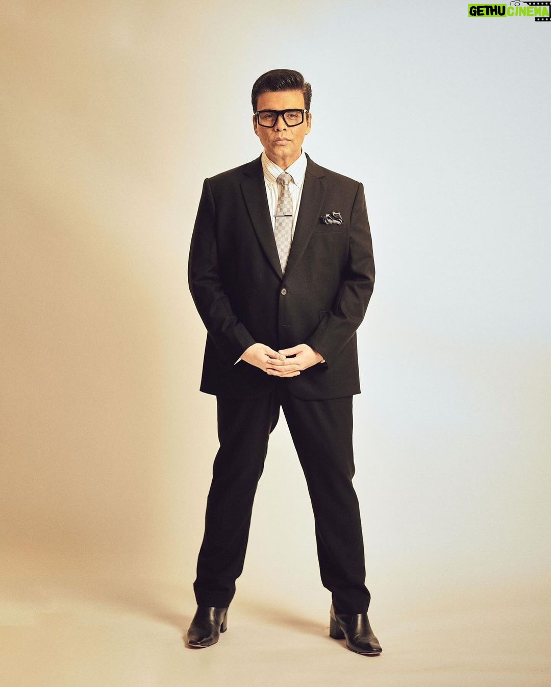 Karan Johar Instagram - Honoured and humbled to have won the @forbesindia ICON OF EXCELLENCE AWARD! Grateful for doing what I love the most …. Telling stories ❤️ Styled by @ekalakhani 📷 @sheldon.santos