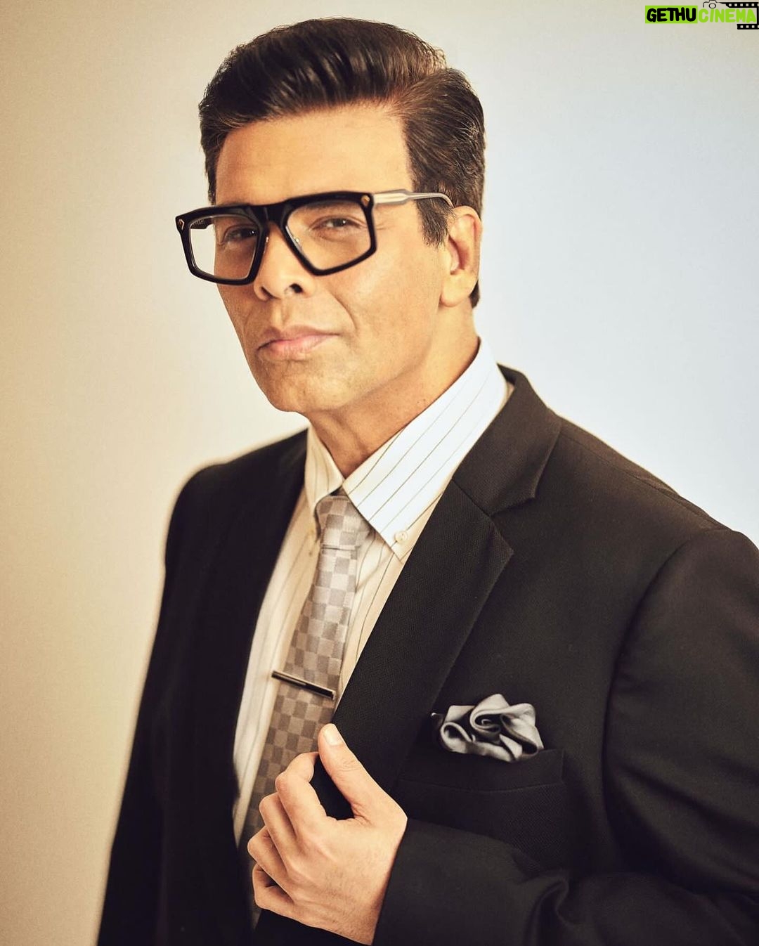 Karan Johar Instagram - Honoured and humbled to have won the @forbesindia ICON OF EXCELLENCE AWARD! Grateful for doing what I love the most …. Telling stories ❤️ Styled by @ekalakhani 📷 @sheldon.santos