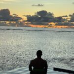 Karan Singh Grover Instagram – 🔱
Flowing in stillness.

@ncstravels @radissonbluresortmaldives 

#radissonbluresortmaldives #bluview