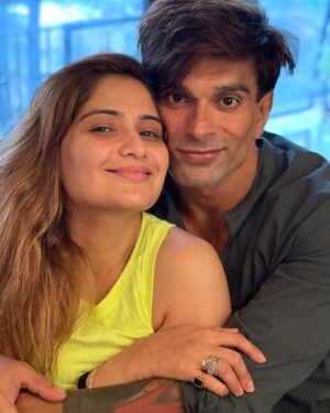 Karan Singh Grover Instagram - 🔱
Wish you a very very very happy birthday @artisingh5 
May universe bless you everything that you desire and may you shine more with every passing day! Love you soooooo much!!
#crazyandproud #loveyouforlife