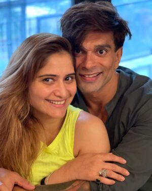 Karan Singh Grover Instagram - 🔱
Wish you a very very very happy birthday @artisingh5 
May universe bless you everything that you desire and may you shine more with every passing day! Love you soooooo much!!
#crazyandproud #loveyouforlife