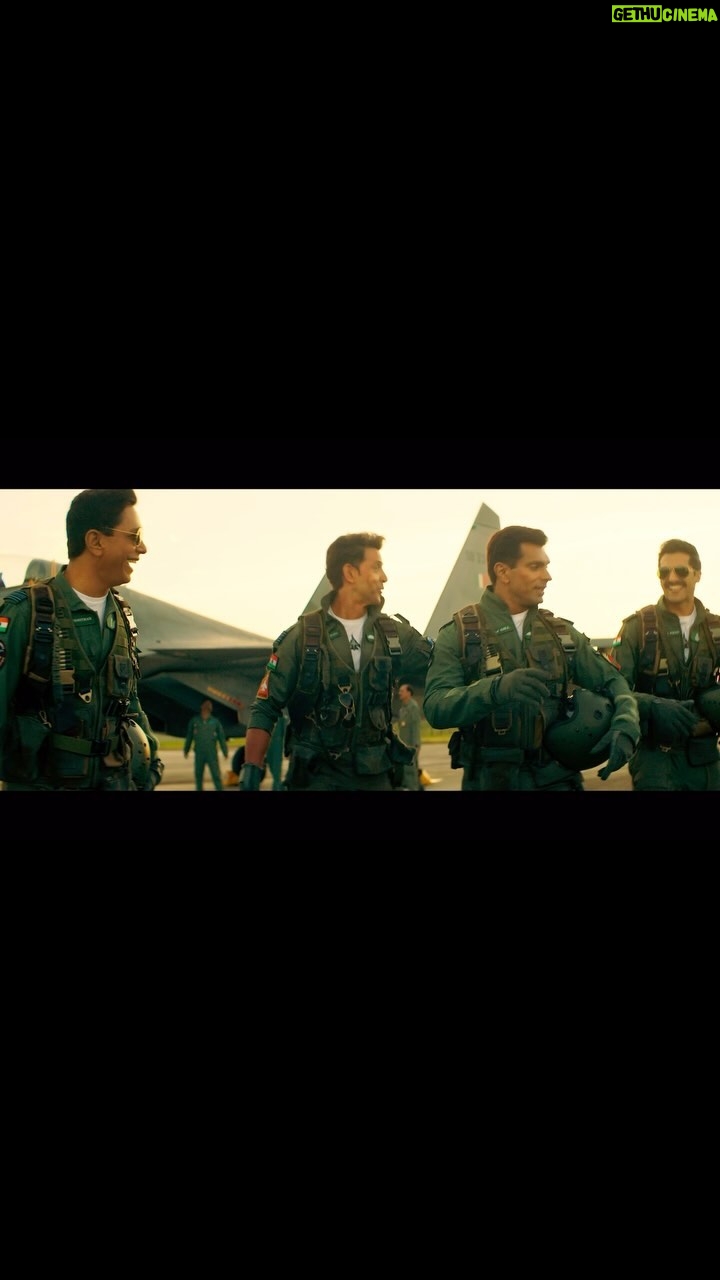 Karan Singh Grover Instagram - 🔱 A song which hits you right in the feels… #DilBanaaneWaaleya - song out now: https://bit.ly/DilBanaaneWaaleya #Fighter in cinemas now: https://linktr.ee/FighterBookTickets @hrithikroshan @deepikapadukone @anilskapoor @S1danand #KevinVaz @ajit_andhare @mamtaanand10_10 @ramonchibb @ankupande @vishaldadlani @shekharravjiani @arijitsingh @jonitamusic @Kumaarofficial @abhijitnalani @ericpillai @remodsouza @akshay0beroi @viacom18studios @marflix_pictures @tseries.official #FighterMovie