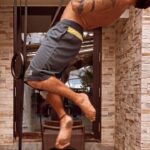 Karan Singh Grover Instagram - 🔱 Pull. Horizontal Vertical. #movementisrael
