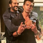 Karan Singh Grover Instagram - 🔱 Wish you a very very very happy birthday @rockystar100 You’re the coolest, most loving, most talented and the awesomest super duper rock star ever!!! Thank you for being born!! Have an awesome day!!! Love you loootttssss!!!! #rockstar