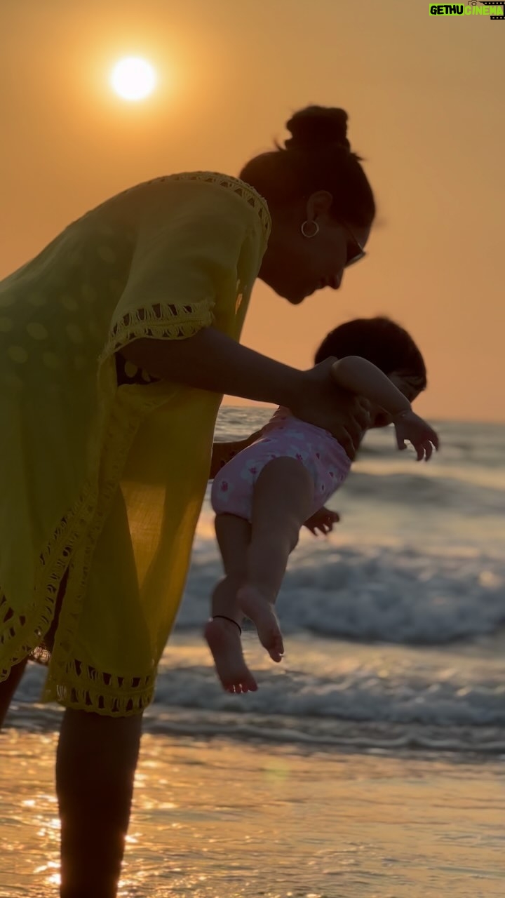 Karan Singh Grover Instagram - Goa 🩷🧿 #monkeylove . . . . . . @stregisgoaresort #liveexquisite #stregisgoa The St. Regis Goa Resort
