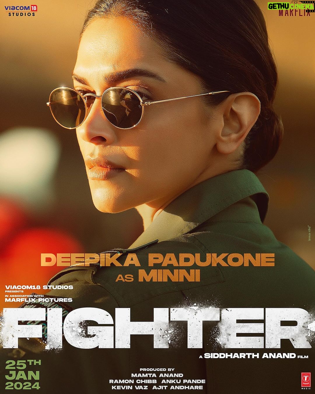 Karan Singh Grover Instagram - 🔱 Squadron Leader Minal Rathore Call Sign: Minni Designation: Squadron Pilot Unit: Air Dragons #FighterOn25thJan #Fighter @hrithikroshan @deepikapadukone @anilskapoor @S1danand #KevinVaz @ajit_andhare @mamtaanand10_10 @ramonchibb @ankupande @vishaldadlani @shekharravjiani @akshay0beroi @viacom18studios @marflix_pictures @tseries.official #FighterMovie