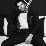 Karan Tacker Instagram - Guess who just gave into a trend🫢