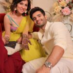Karan Tacker Instagram - The musics for the drama🥁 #happysiblingsday #siblings Mumbai, Maharashtra