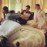 Karan Tacker Instagram - Pati , patni aur woh🤣 #tbt #Khakee #Bts Mumbai, Maharashtra