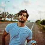 Karan Tacker Instagram - Keep walking🚶🏻 Mumbai, Maharashtra