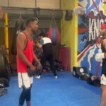 Karan Tacker Instagram - RAGE @karantacker @jiyafitness.coach this is not edited .@knockout_365 DM for enquiries or contact 9769713381 . . . . #boxing #attack #defense #punch #boxingclass #kickboxing #kickboxingclass #mumbaigym #strengthtraining #functionaltraining #flexibiltytraining #weightloss #agilitytraining #selfdefence #selfdefencewomen #womenstraining #personaltrainingstudio #mmamumbai #martialartd #grapplinggirls #boxingtrainer #coaching #sparring #fitnesstraining #taekwondotraining #cardio #mumbaifitness #boxingdrills #dmforenquiries #celebritytrainer #mumbaigym