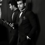 Karan Tacker Instagram - Get Ready Tonight, Gotta Make It An Incredible Night! 🎵 ✨ @ralphlaurenfragrances #RalphsClub #RalphLaurenFragrances #ad Mumbai, Maharashtra