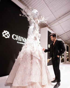 Karan Tacker Instagram - #ChivasAlchemy , what an evening of well crafted sophistication & elegance @Chivas_In

18 connoisseurs from couture, art, music, and cuisine created their magic with a seamless blend of eras in luxury
.
.
.
.
.
.
.
.
.
#ad #ChivasGlassware #ChivasAlchemy #collab #KaleidoscopeOfTime #ChivasAlchemy2023