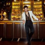 Karan Tacker Instagram - GQ’s Most Influential Young Indians 2023 🌟 #GqPowerlist2023 #GqIndia Outfit : @sdsbykushalshah Photographer : @aviraj MakeUp : @sachin_ghankutkar Hair @aalimhakim Styled : @priyanka2.0 Location courtesy : @stregismumbai Jewels : @inoxjewelryin Managed : @nikiitadeb Mumbai, Maharashtra