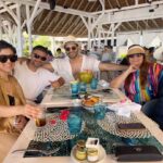 Karan Tacker Instagram – Merry Christmas from J&T’s🎄
————
@sofitelmauritiuslimperial @mtpaindia #mauritusNow #christmas Sofitel Mauritius L’Impérial Resort & Spa
